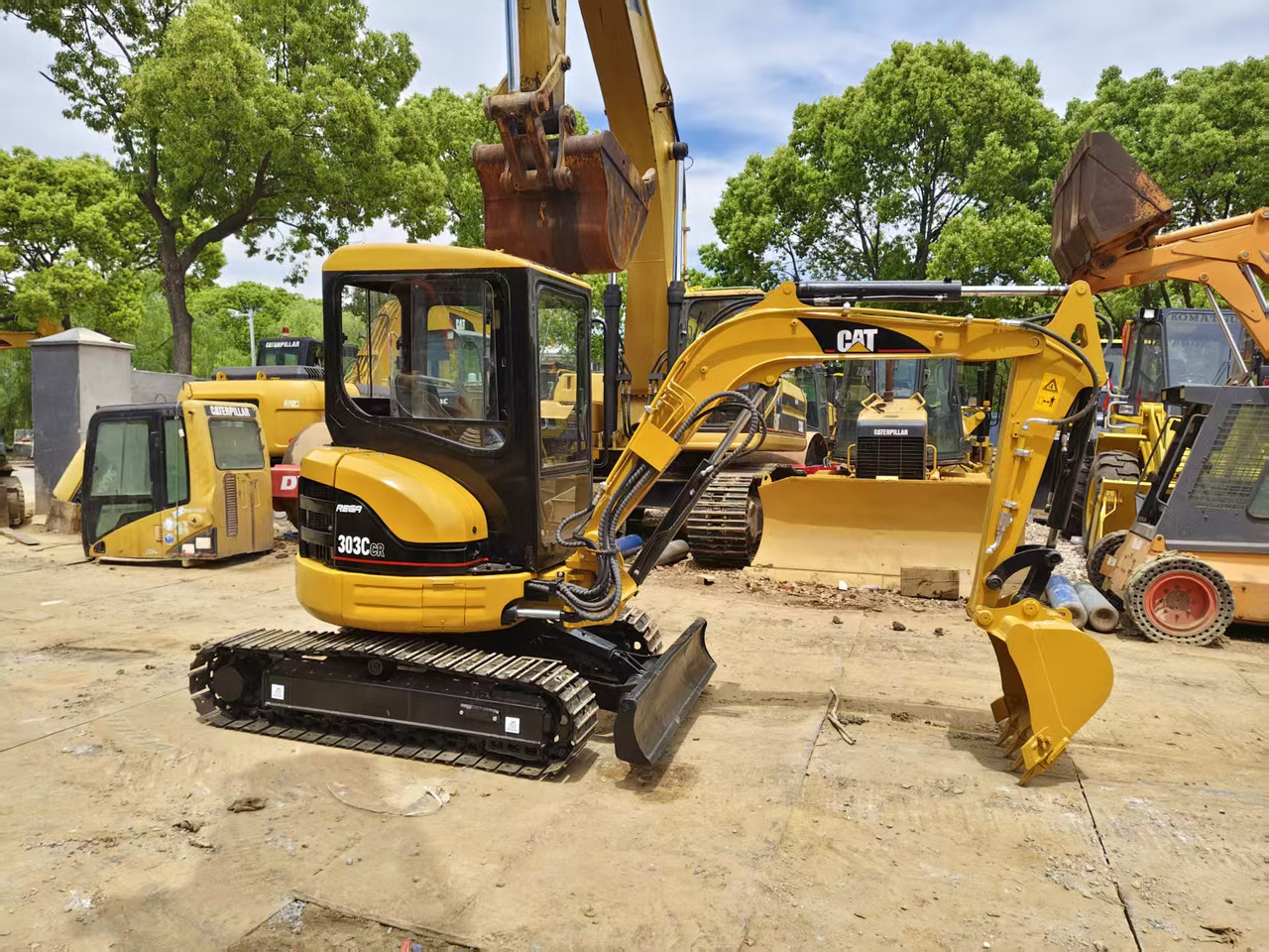 CATERPILLAR 303C - Мини багер: снимка 3 CATERPILLAR 303C - Мини багер: снимка 3