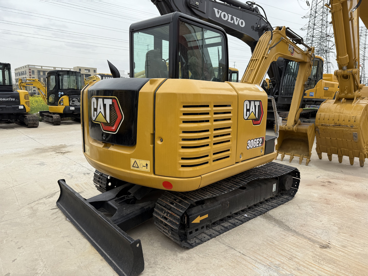 CATERPILLAR 306E2 - Мини багер: снимка 2 CATERPILLAR 306E2 - Мини багер: снимка 2