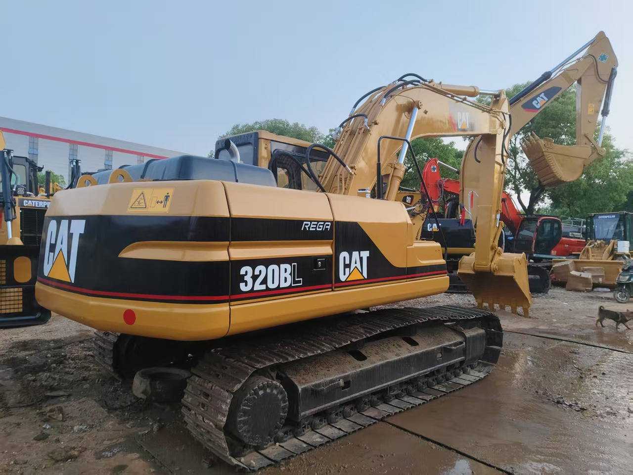 CATERPILLAR 320B - Верижен багер: снимка 2 CATERPILLAR 320B - Верижен багер: снимка 2