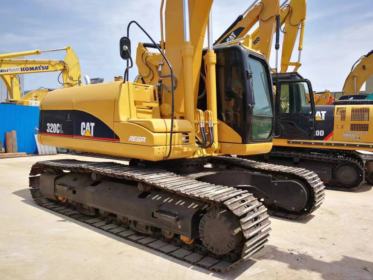 CATERPILLAR 320CL - Верижен багер: снимка 3 CATERPILLAR 320CL - Верижен багер: снимка 3