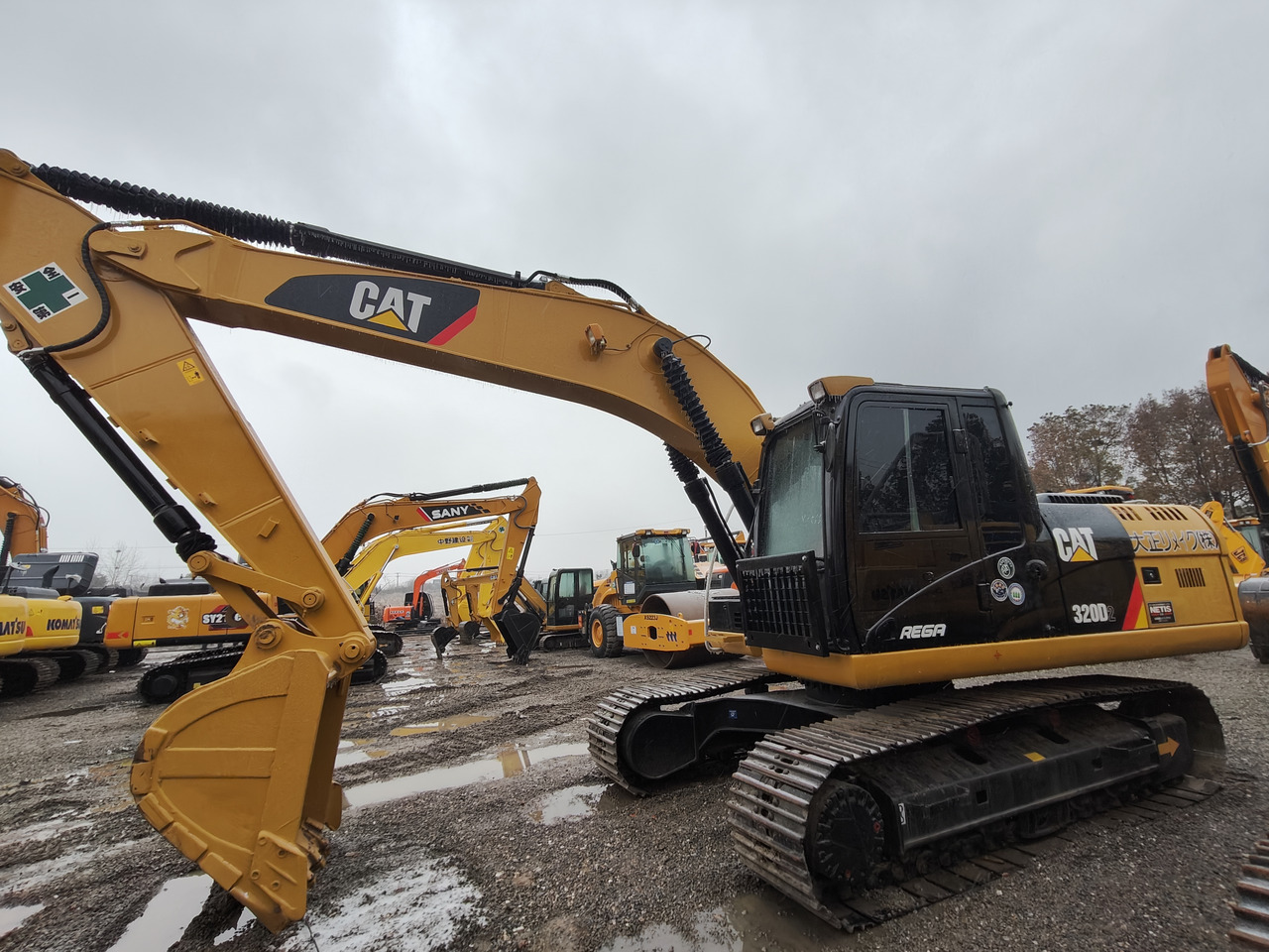 CATERPILLAR 320D2 - Верижен багер: снимка 4 CATERPILLAR 320D2 - Верижен багер: снимка 4