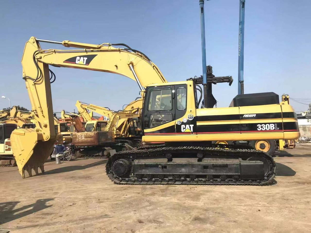 CATERPILLAR 330BL - Верижен багер: снимка 3 CATERPILLAR 330BL - Верижен багер: снимка 3