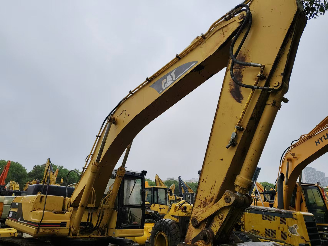 CATERPILLAR 330BL - Верижен багер: снимка 3 CATERPILLAR 330BL - Верижен багер: снимка 3