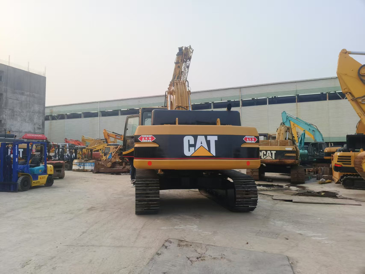 CATERPILLAR 330BL - Верижен багер: снимка 2 CATERPILLAR 330BL - Верижен багер: снимка 2