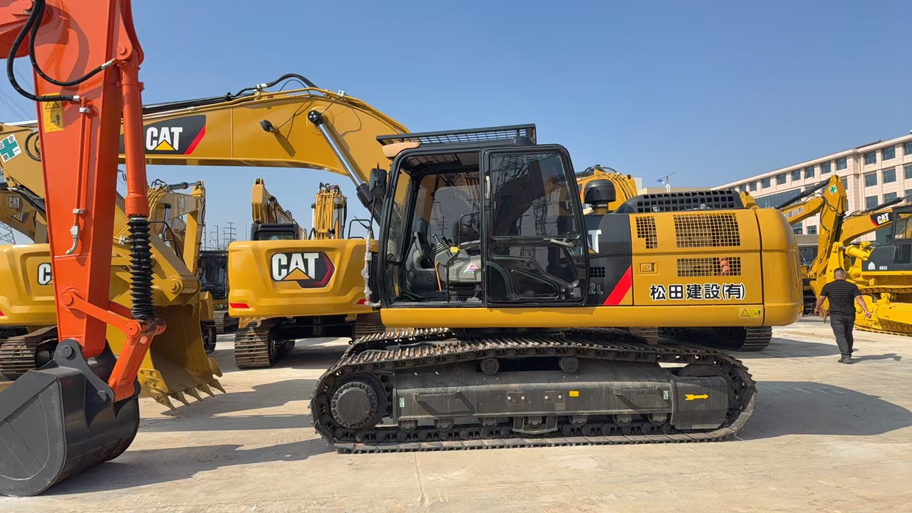 CATERPILLAR 330D2 - Верижен багер: снимка 3 CATERPILLAR 330D2 - Верижен багер: снимка 3