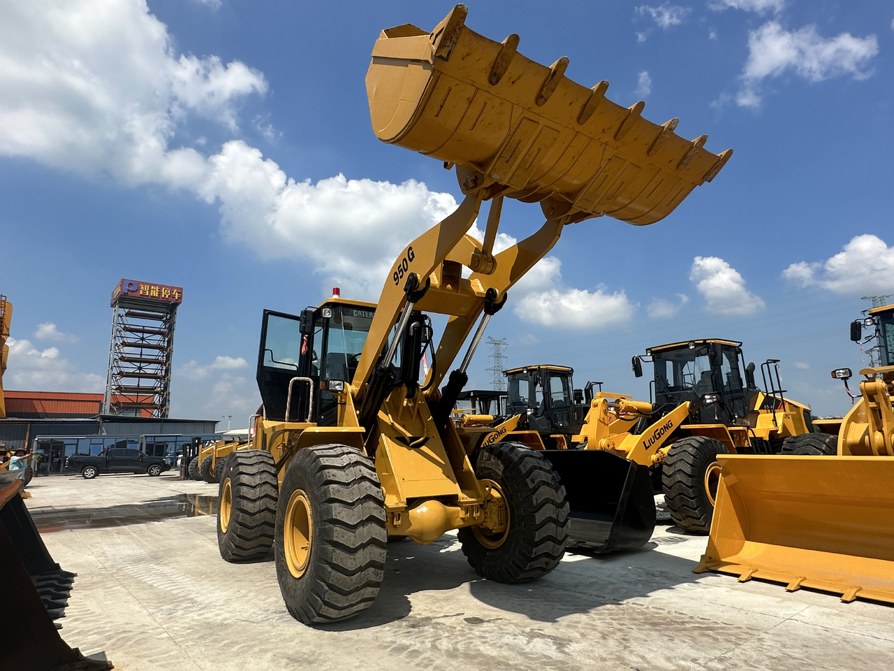 CATERPILLAR 950GC - Колесен товарач: снимка 2 CATERPILLAR 950GC - Колесен товарач: снимка 2