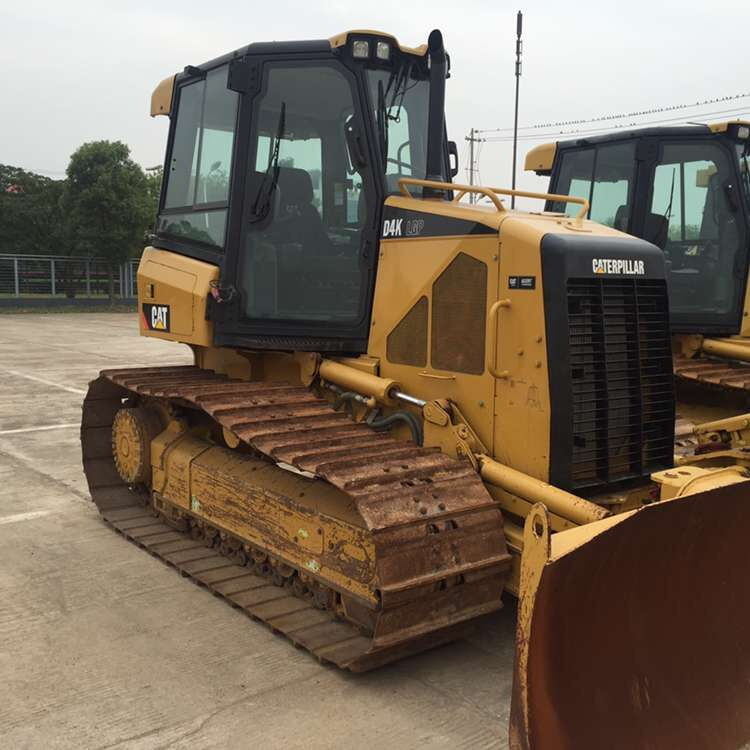 CATERPILLAR D4K - Булдозер: снимка 2 CATERPILLAR D4K - Булдозер: снимка 2