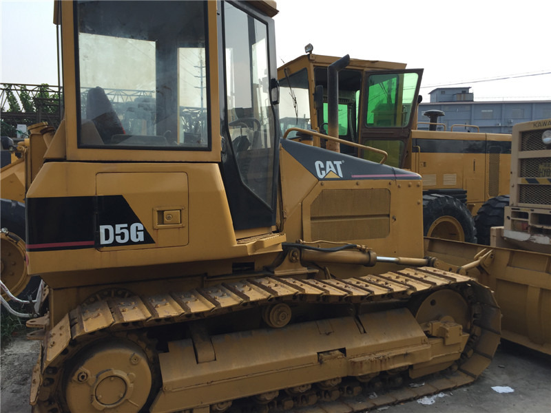 CATERPILLAR D5G - Булдозер: снимка 3 CATERPILLAR D5G - Булдозер: снимка 3