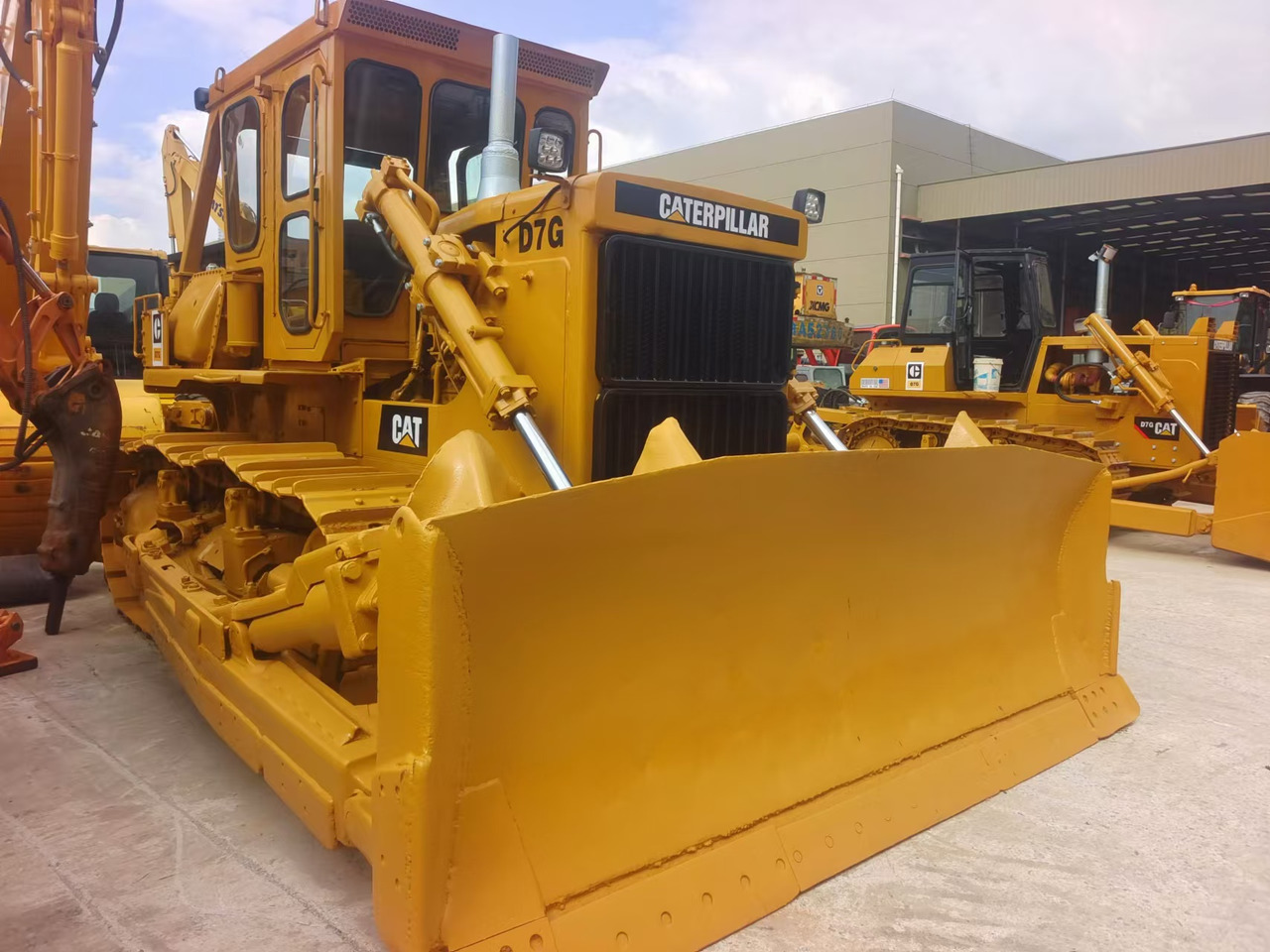 CATERPILLAR D7G - Булдозер: снимка 2 CATERPILLAR D7G - Булдозер: снимка 2