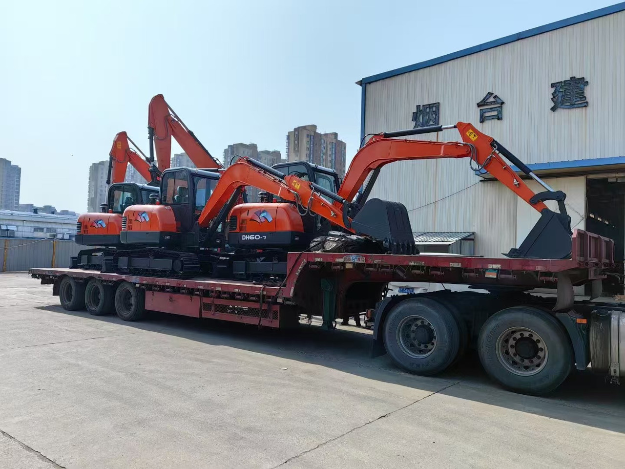 DOOSAN DH60-7 - Верижен багер: снимка 2 DOOSAN DH60-7 - Верижен багер: снимка 2