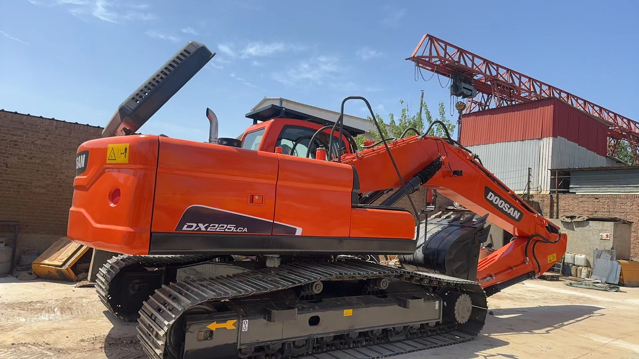 DOOSAN DX225LC-7 - Верижен багер: снимка 1 DOOSAN DX225LC-7 - Верижен багер: снимка 1