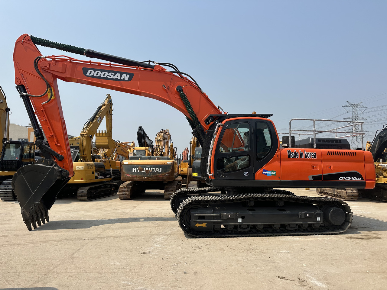 DOOSAN DX340LCA - Верижен багер: снимка 1 DOOSAN DX340LCA - Верижен багер: снимка 1