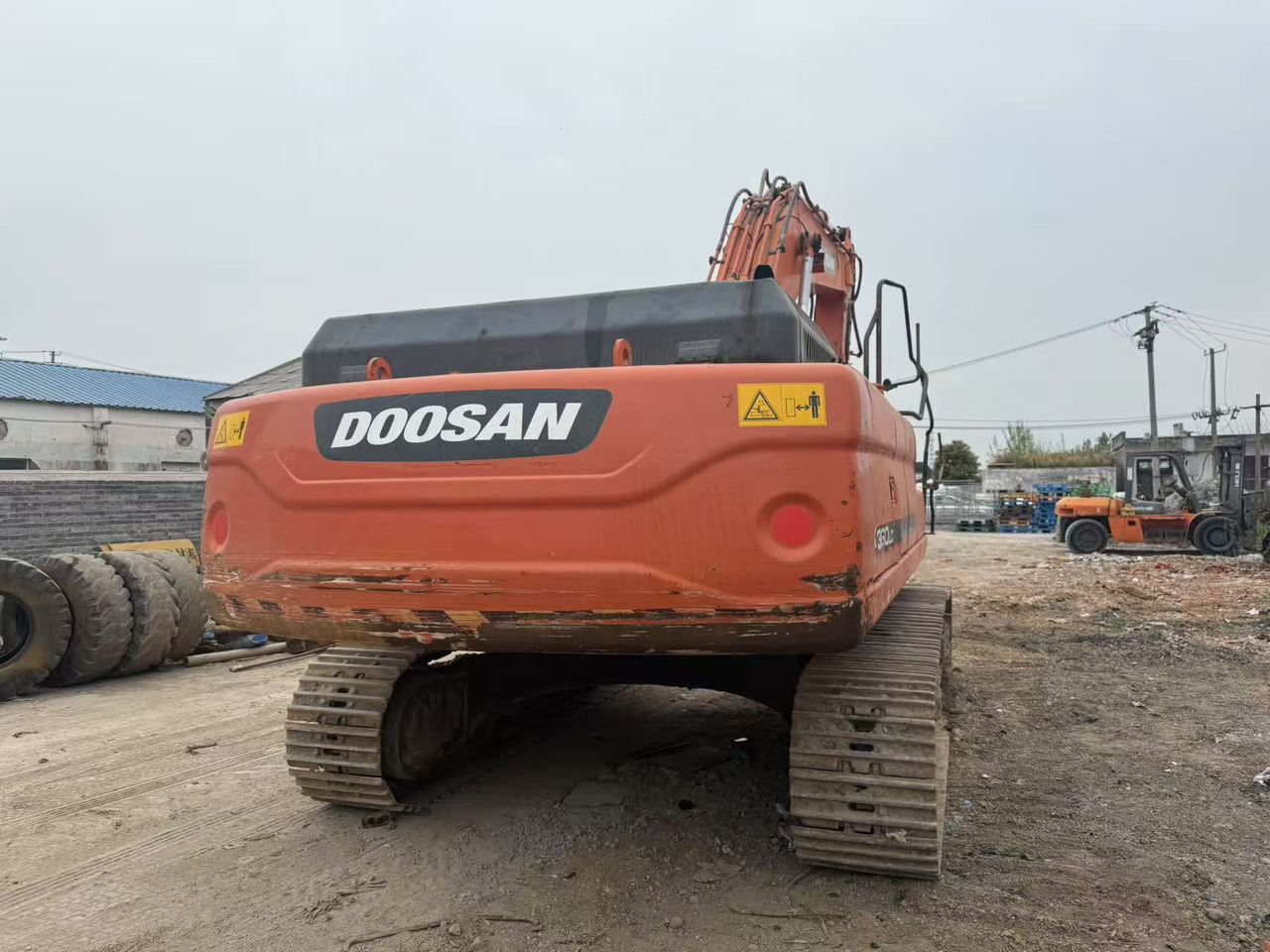 DOOSAN DX360LC - Верижен багер: снимка 3 DOOSAN DX360LC - Верижен багер: снимка 3