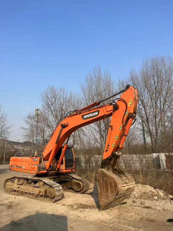 DOOSAN DX520LC-9C - Верижен багер: снимка 3 DOOSAN DX520LC-9C - Верижен багер: снимка 3