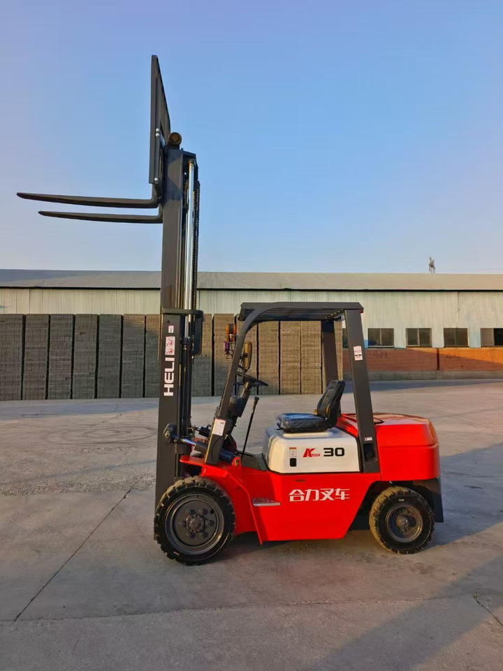 HELI 30 - Дизелов мотокар: снимка 3 HELI 30 - Дизелов мотокар: снимка 3