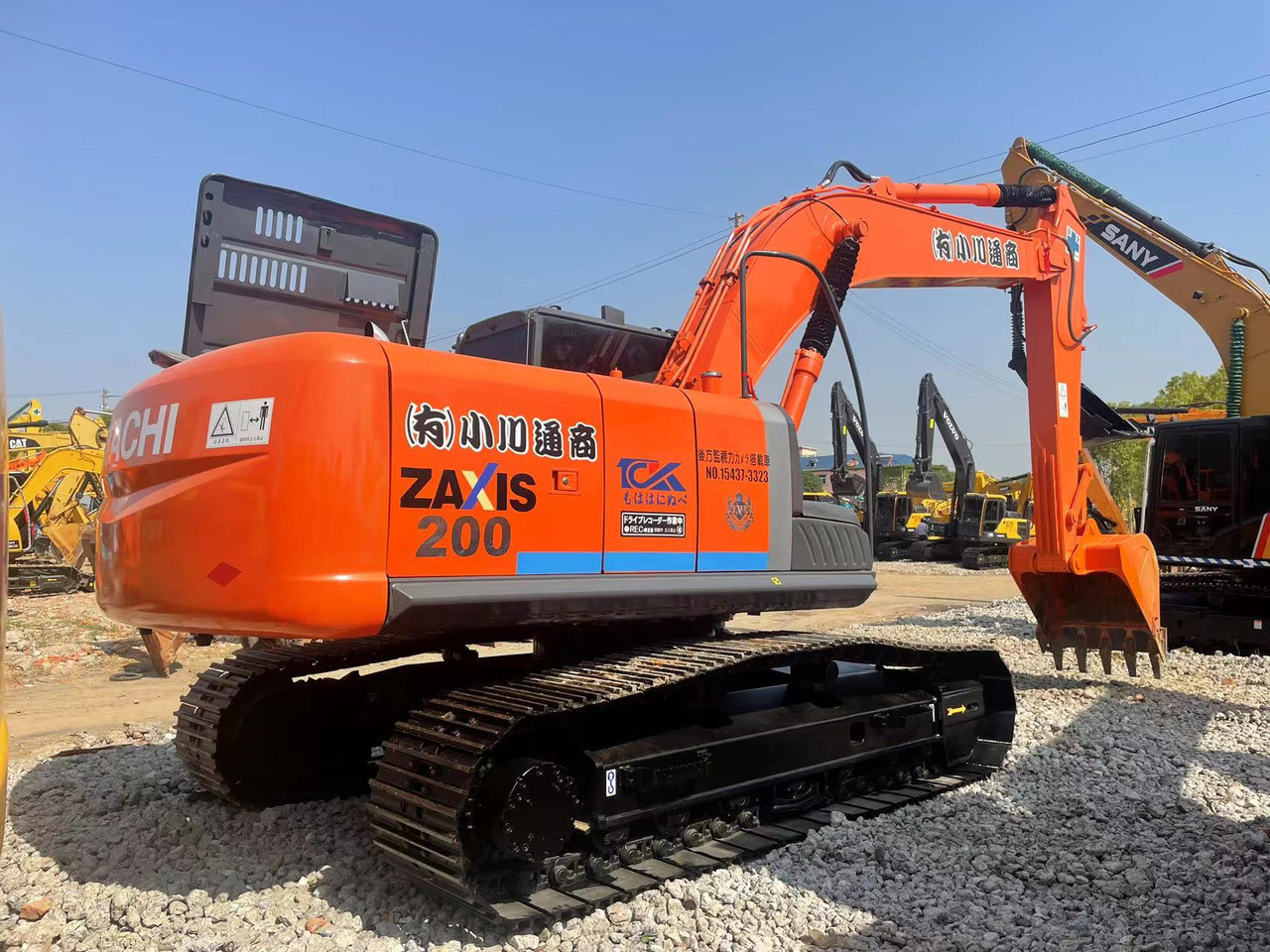 HITACHI ZX200-3 - Верижен багер: снимка 1 HITACHI ZX200-3 - Верижен багер: снимка 1