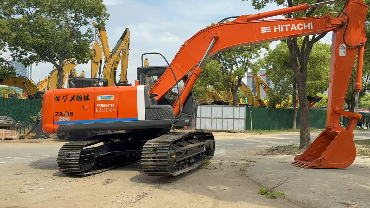 HITACHI ZX200 - Верижен багер: снимка 4 HITACHI ZX200 - Верижен багер: снимка 4