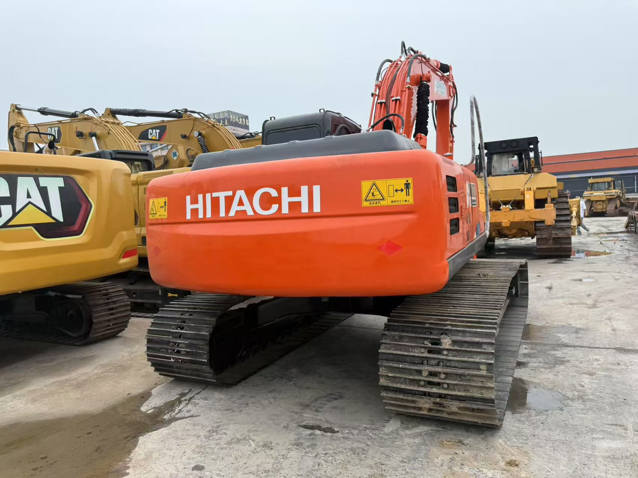 HITACHI ZX210-5G - Верижен багер: снимка 4 HITACHI ZX210-5G - Верижен багер: снимка 4