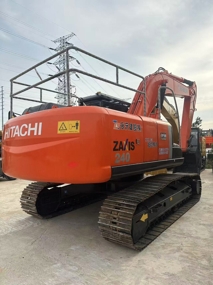 HITACHI ZX240-3G - Верижен багер: снимка 1 HITACHI ZX240-3G - Верижен багер: снимка 1