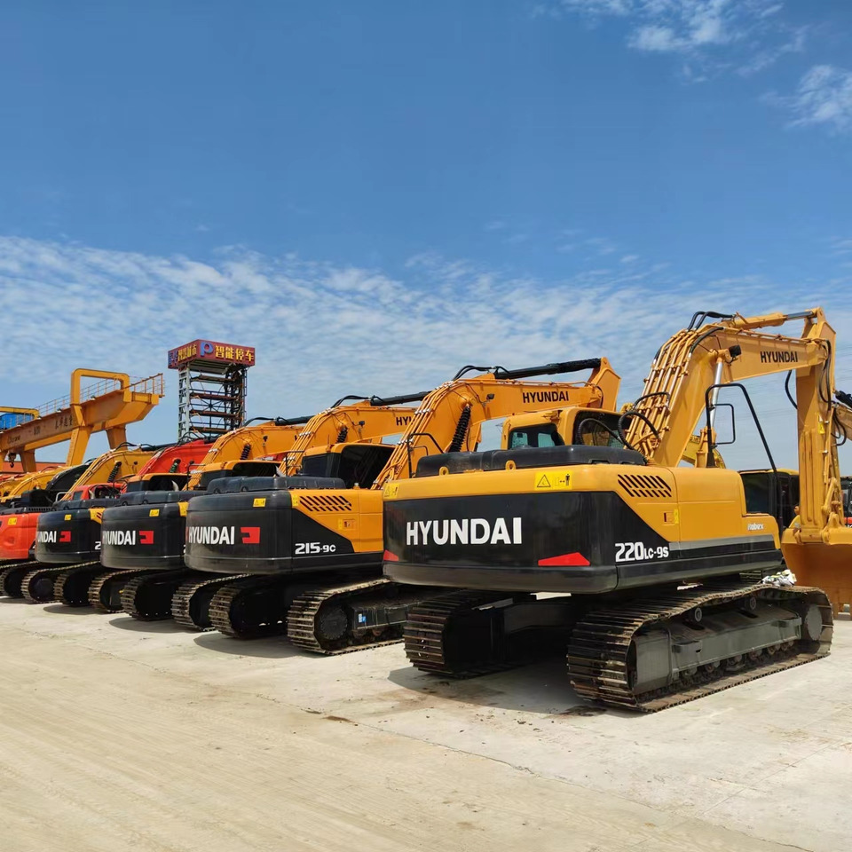 HYUNDAI R215-9T - Верижен багер: снимка 2 HYUNDAI R215-9T - Верижен багер: снимка 2
