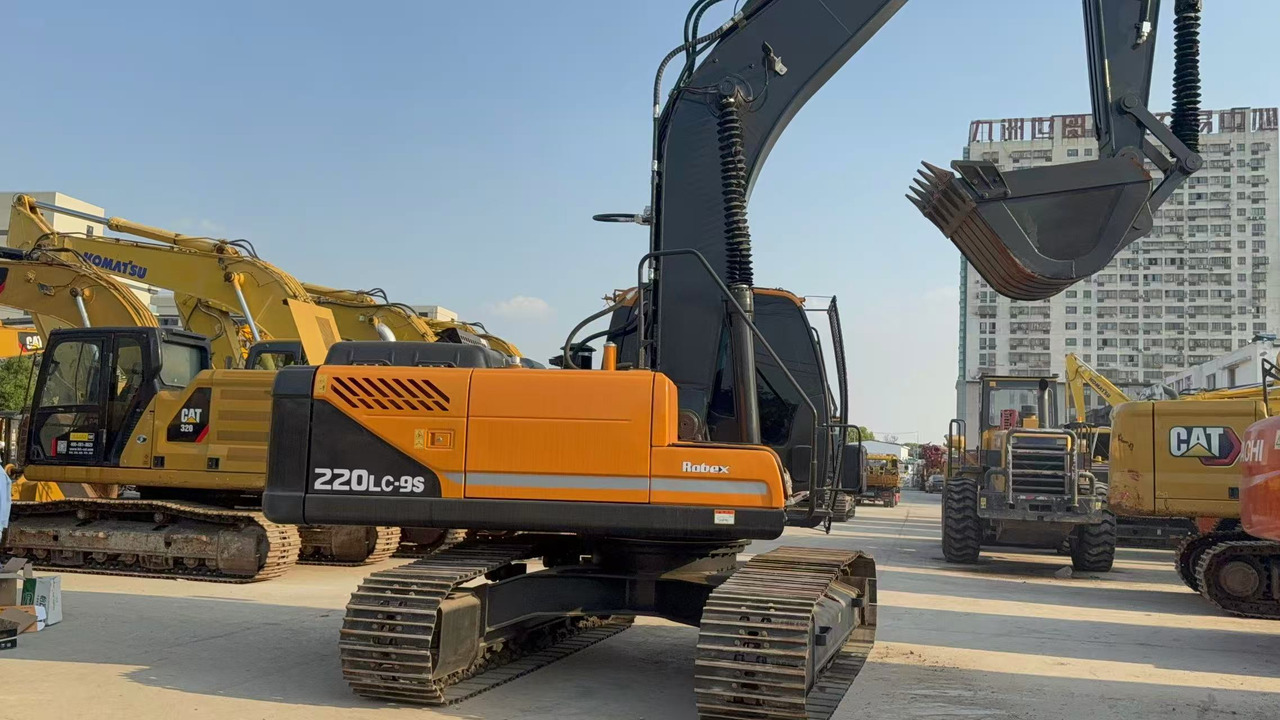 HYUNDAI R220LC-9S - Верижен багер: снимка 2 HYUNDAI R220LC-9S - Верижен багер: снимка 2