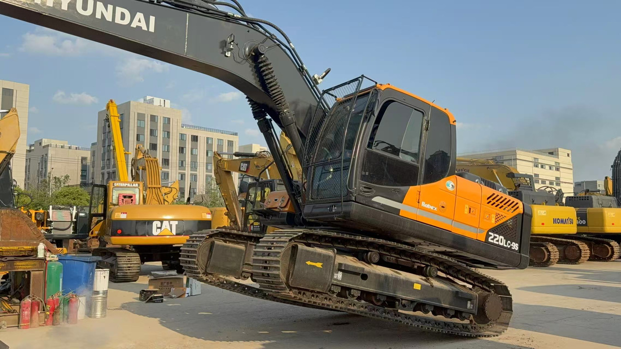 HYUNDAI R220LC-9S - Верижен багер: снимка 1 HYUNDAI R220LC-9S - Верижен багер: снимка 1