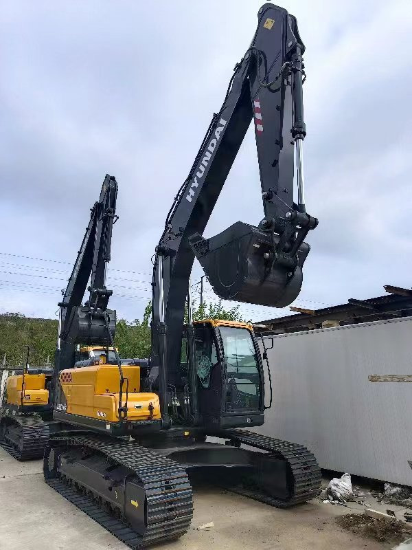 HYUNDAI R225LVS - Верижен багер: снимка 2 HYUNDAI R225LVS - Верижен багер: снимка 2