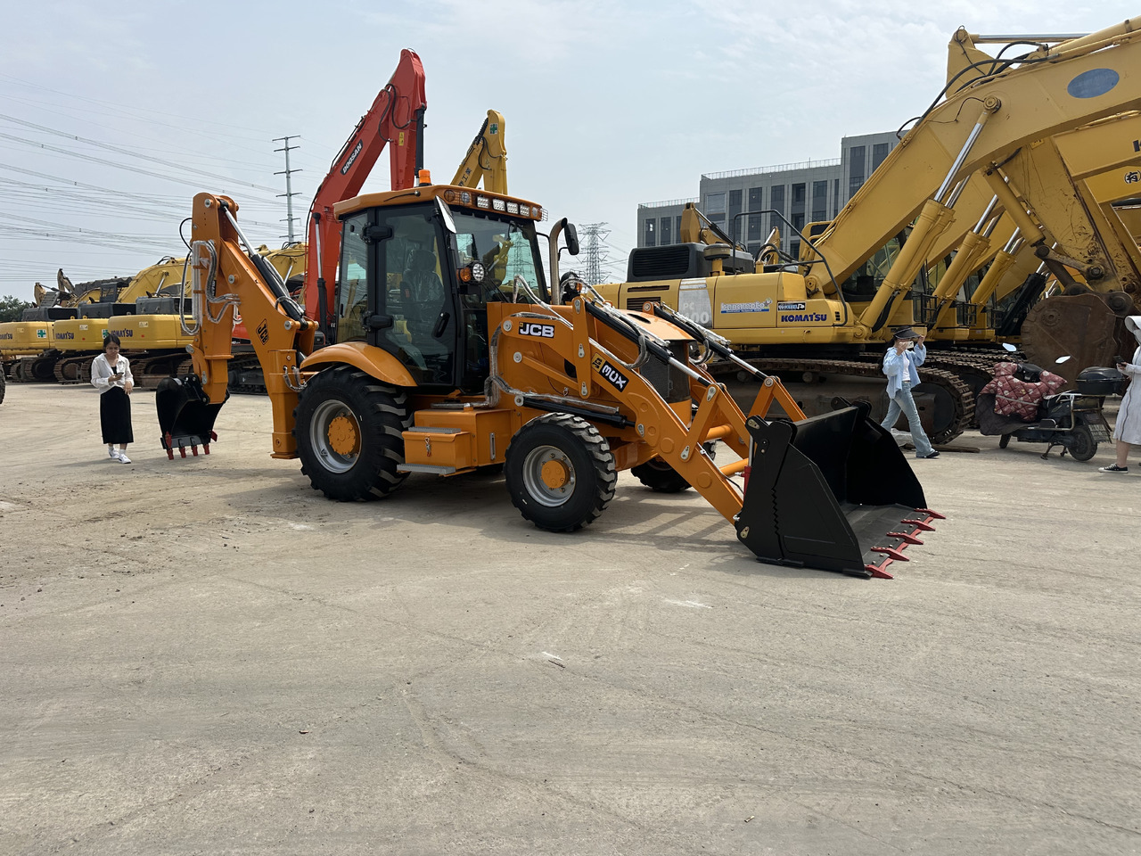 JCB 3CX - Багер-товарач: снимка 2 JCB 3CX - Багер-товарач: снимка 2
