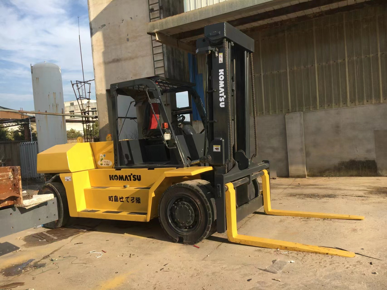 KOMATSU 15-ton - Дизелов мотокар: снимка 1 KOMATSU 15-ton - Дизелов мотокар: снимка 1