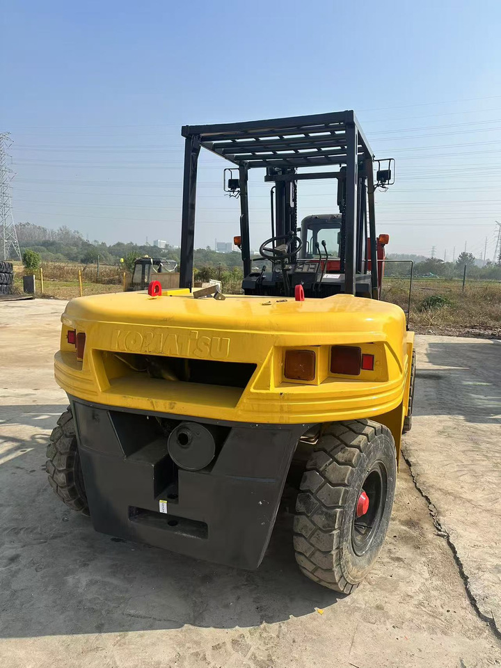 KOMATSU 7-ton - Дизелов мотокар: снимка 3 KOMATSU 7-ton - Дизелов мотокар: снимка 3