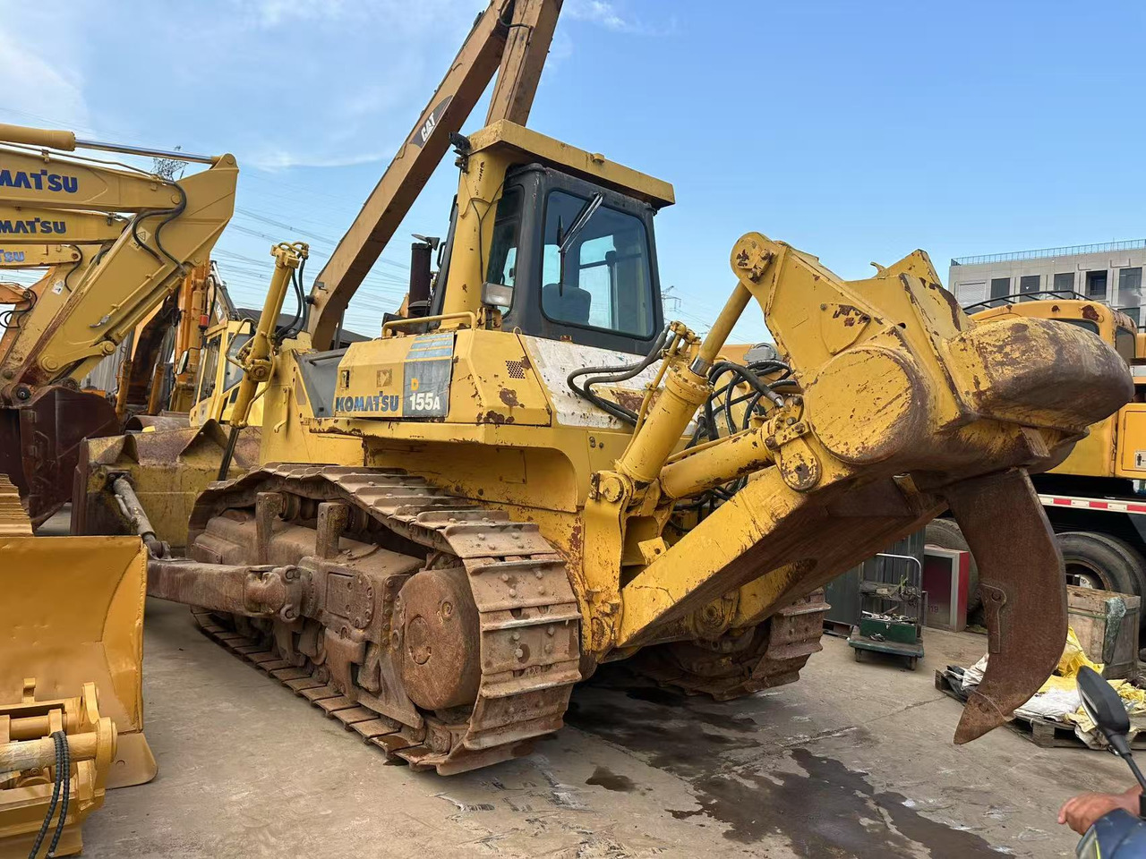 KOMATSU D155A-5 - Булдозер: снимка 1 KOMATSU D155A-5 - Булдозер: снимка 1