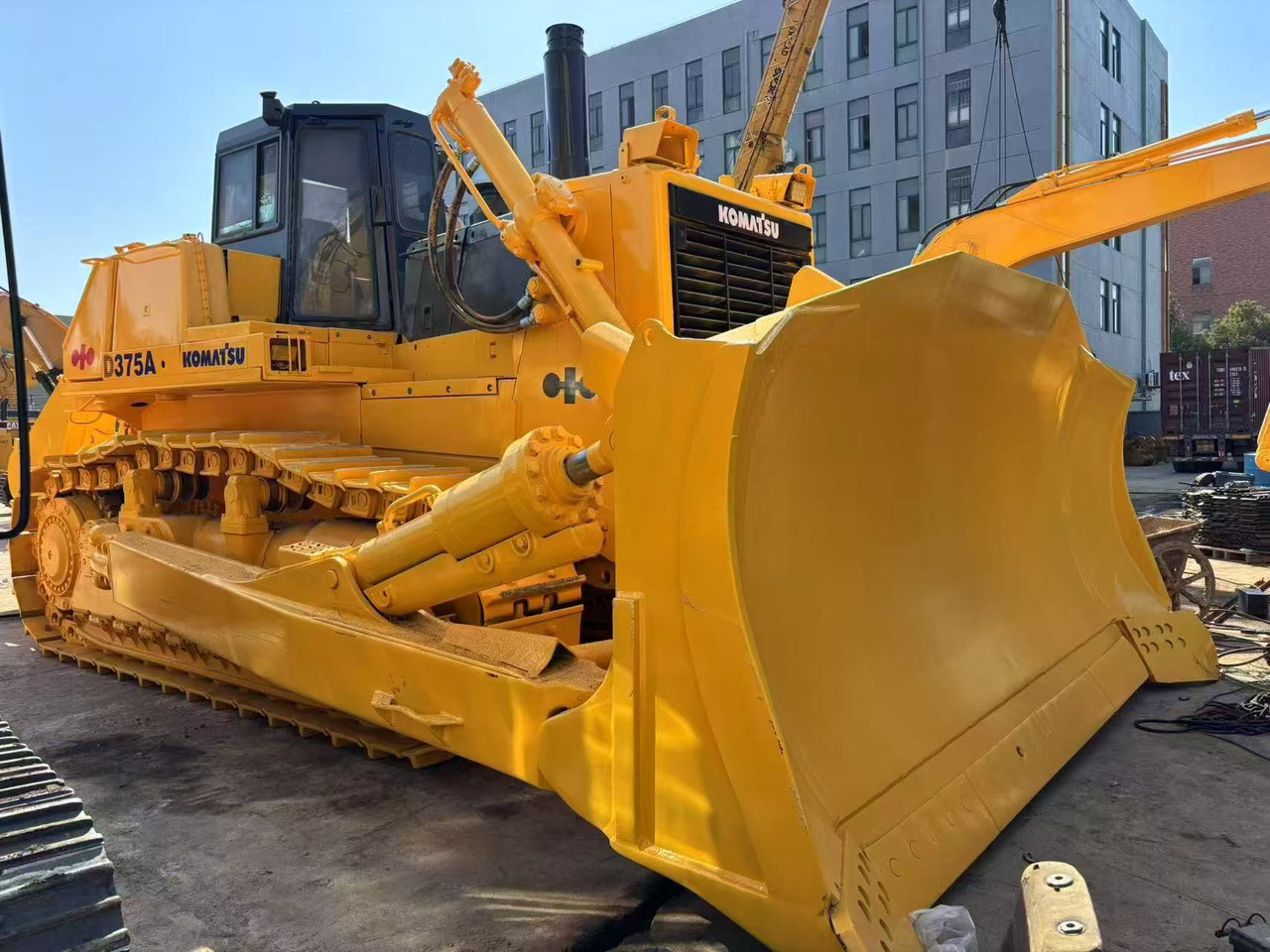 KOMATSU D375 - Булдозер: снимка 2 KOMATSU D375 - Булдозер: снимка 2