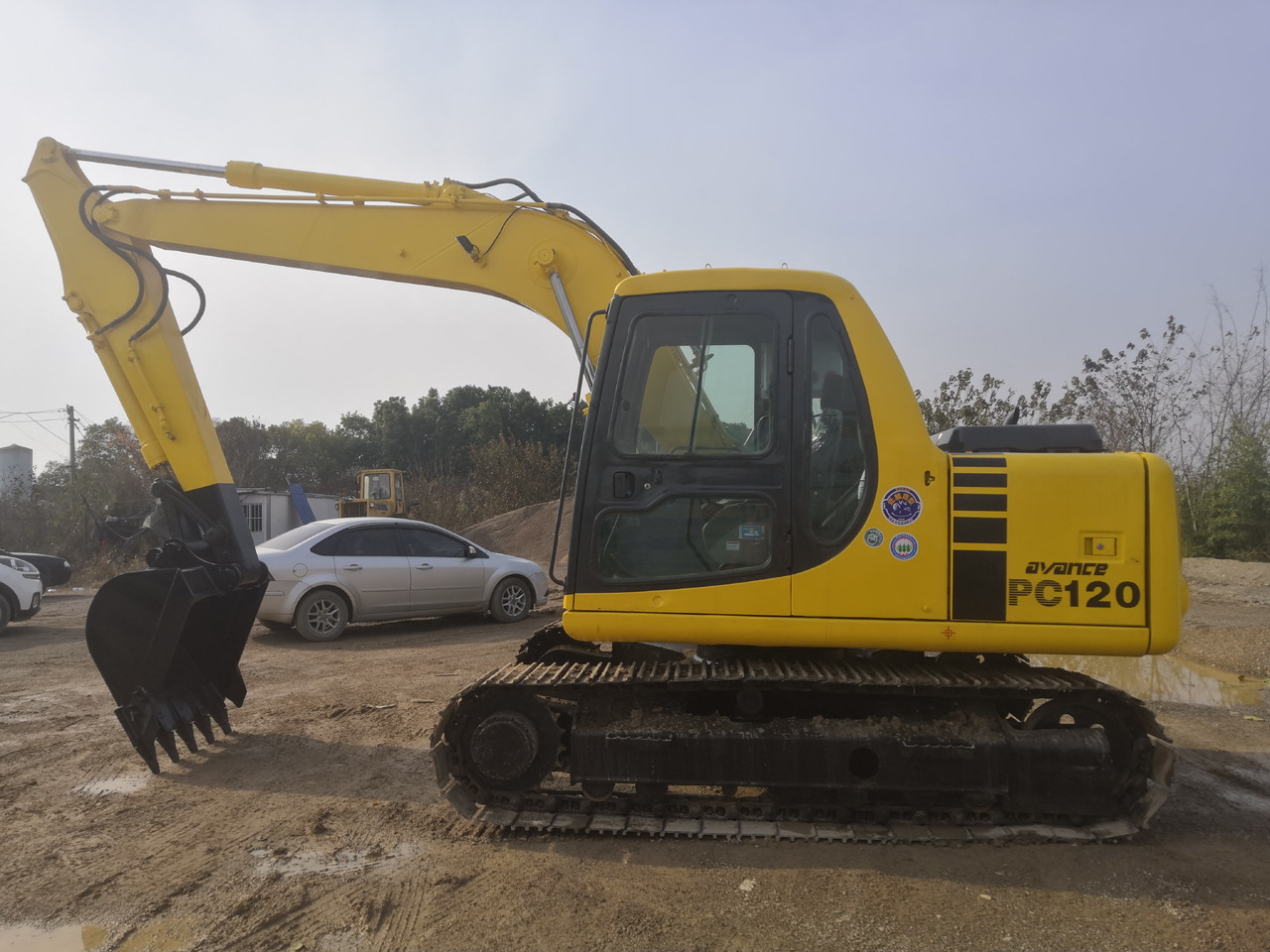 KOMATSU PC120-6 - Верижен багер: снимка 4 KOMATSU PC120-6 - Верижен багер: снимка 4