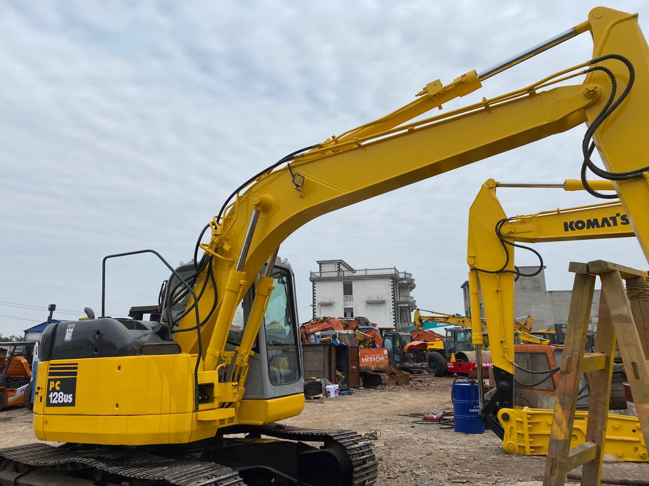 KOMATSU PC128US - Верижен багер: снимка 5 KOMATSU PC128US - Верижен багер: снимка 5