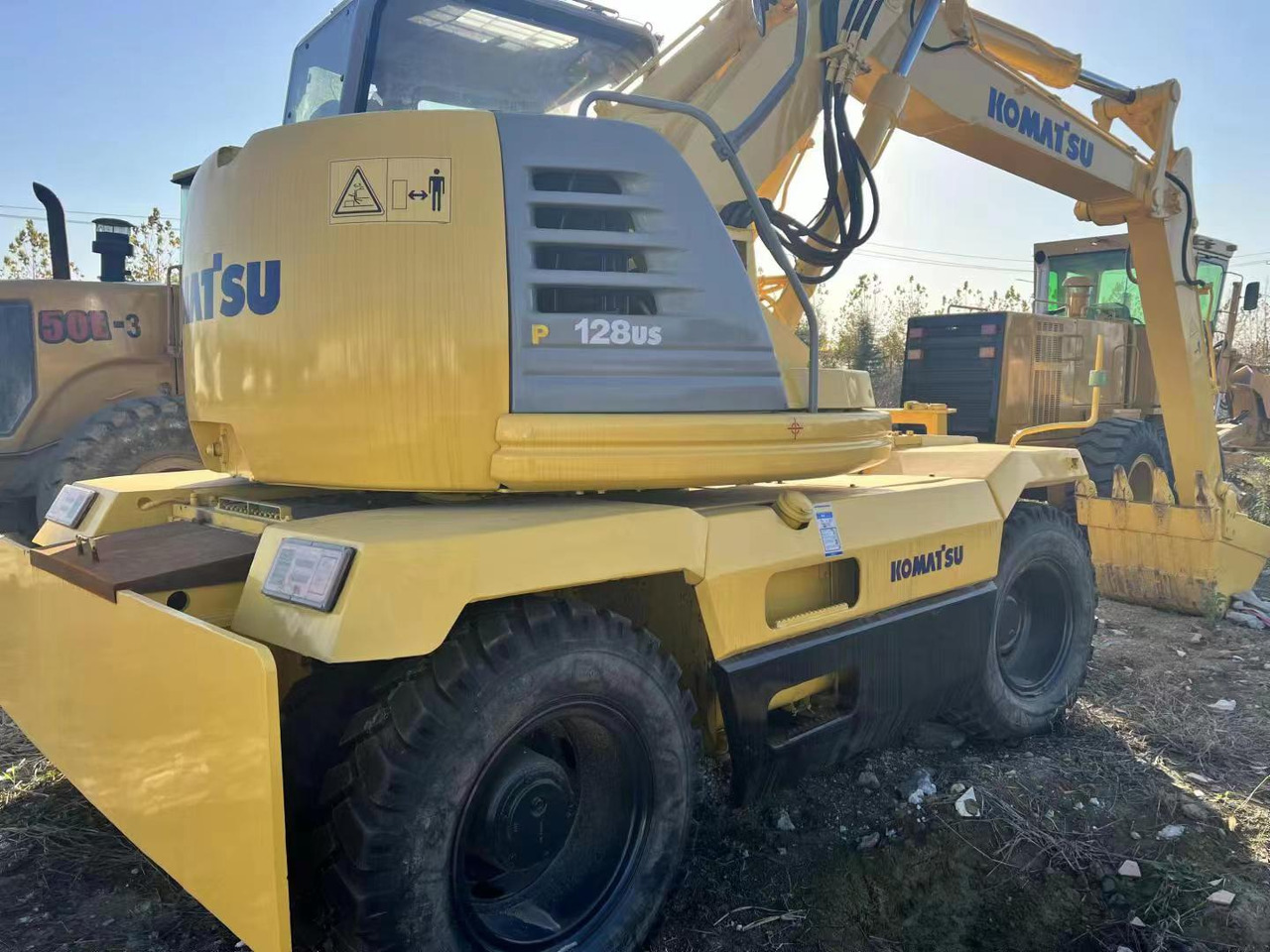 KOMATSU PC128US - Колесен багер: снимка 2 KOMATSU PC128US - Колесен багер: снимка 2