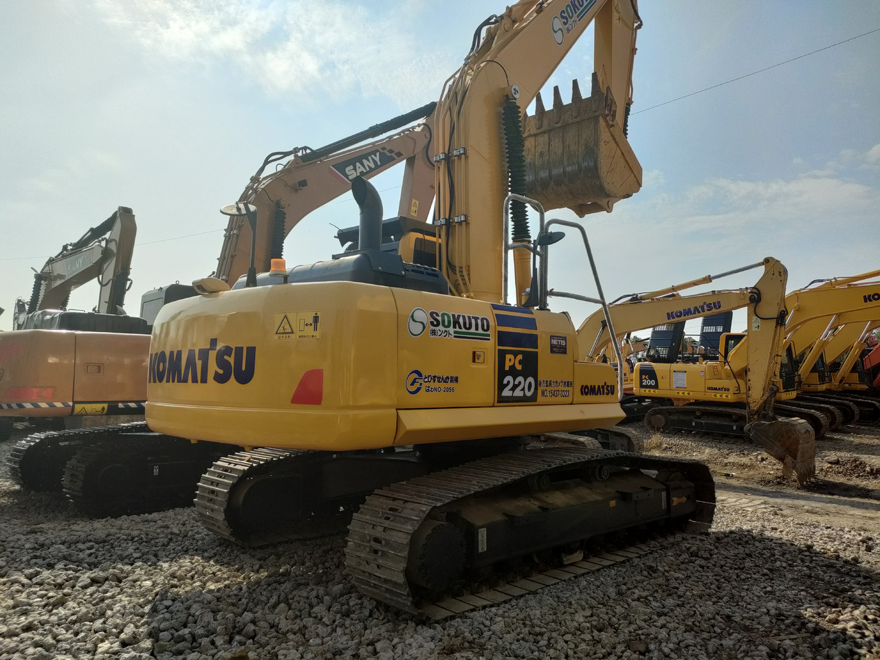 KOMATSU PC220-8 - Верижен багер: снимка 4 KOMATSU PC220-8 - Верижен багер: снимка 4