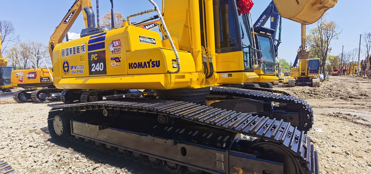 KOMATSU PC240-8 - Верижен багер: снимка 3 KOMATSU PC240-8 - Верижен багер: снимка 3