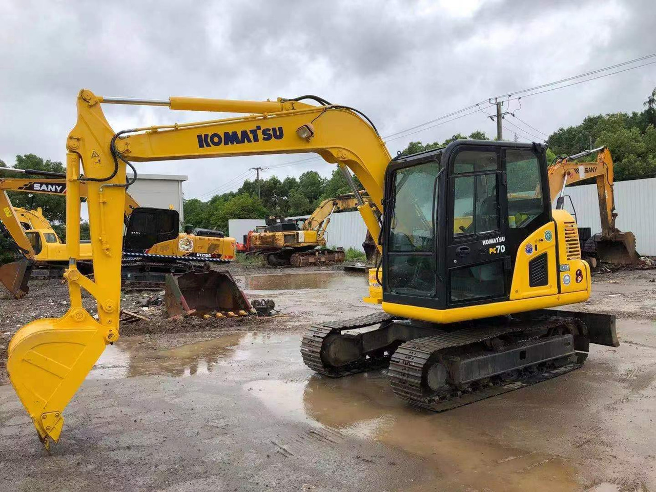 KOMATSU PC70-8 - Верижен багер: снимка 1 KOMATSU PC70-8 - Верижен багер: снимка 1