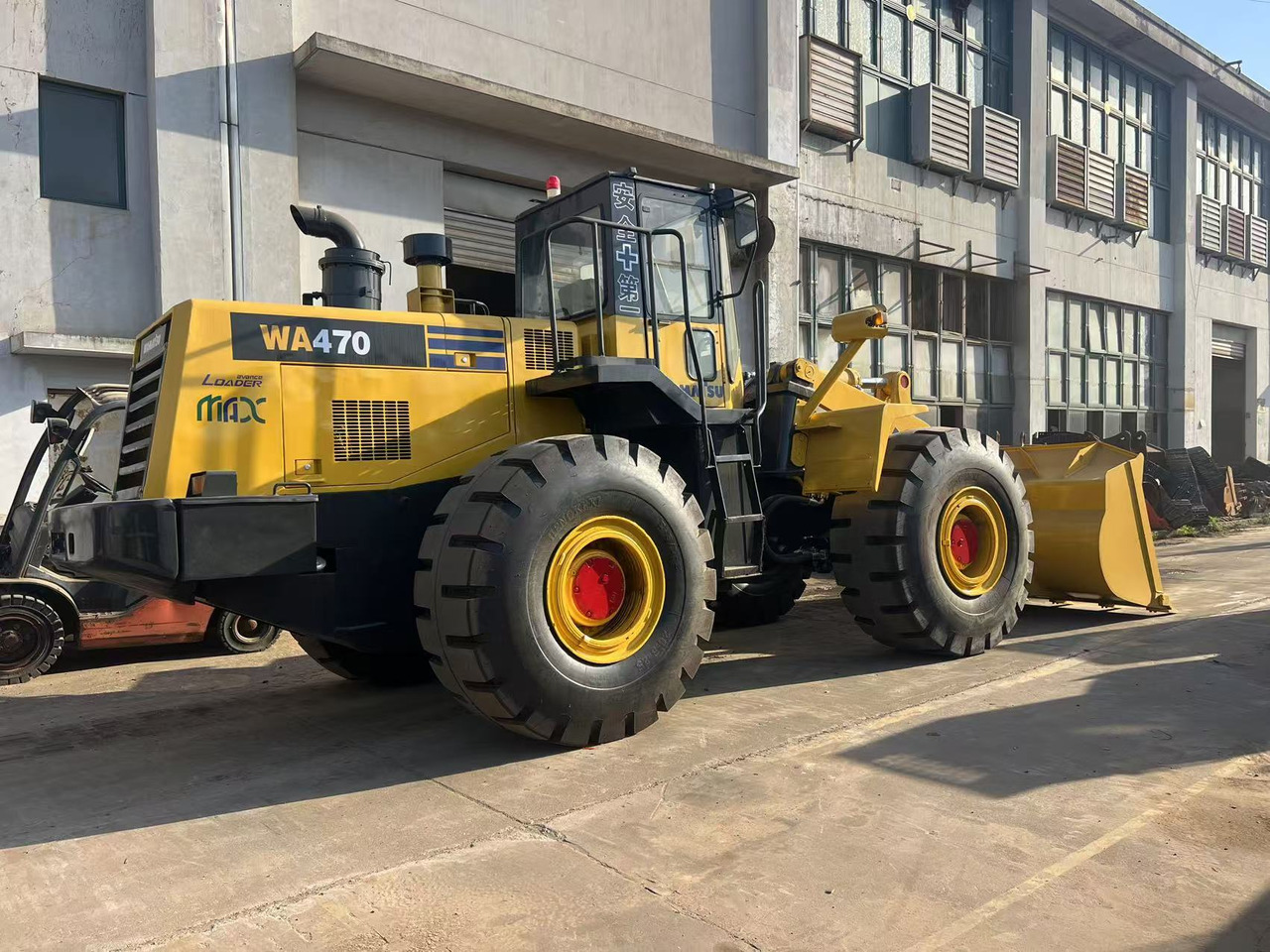KOMATSU WA470-3 - Колесен товарач: снимка 5 KOMATSU WA470-3 - Колесен товарач: снимка 5