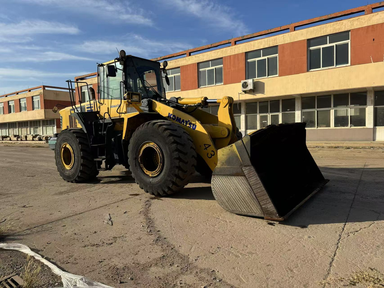 KOMATSU WA470-6 - Колесен товарач: снимка 2 KOMATSU WA470-6 - Колесен товарач: снимка 2