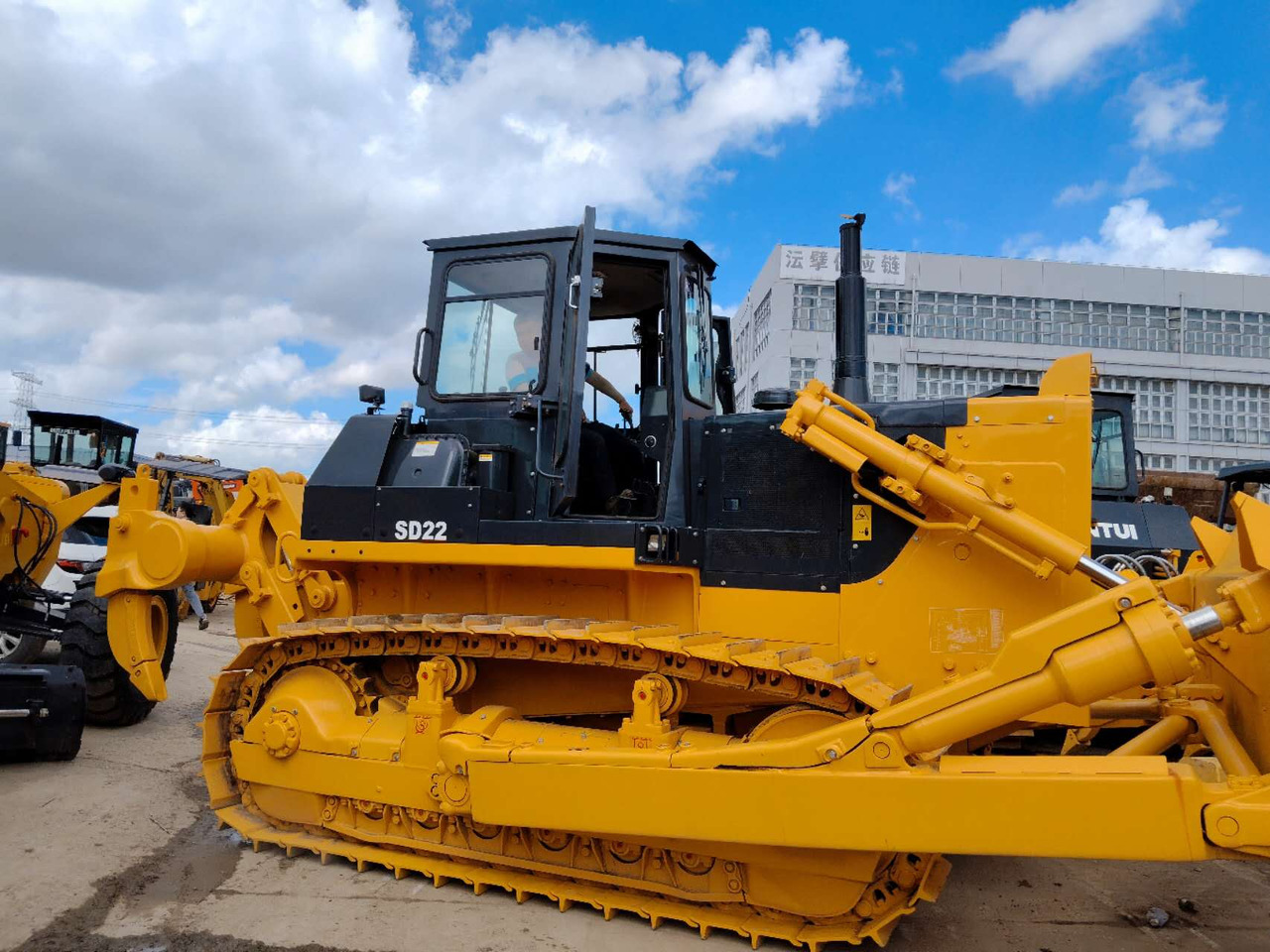 SHANTUI SD22 - Булдозер: снимка 1 SHANTUI SD22 - Булдозер: снимка 1