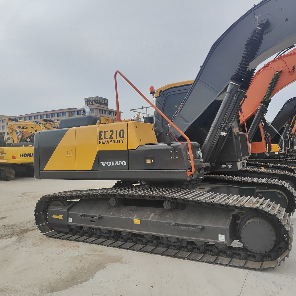 VOLVO EC210 - Верижен багер: снимка 1 VOLVO EC210 - Верижен багер: снимка 1