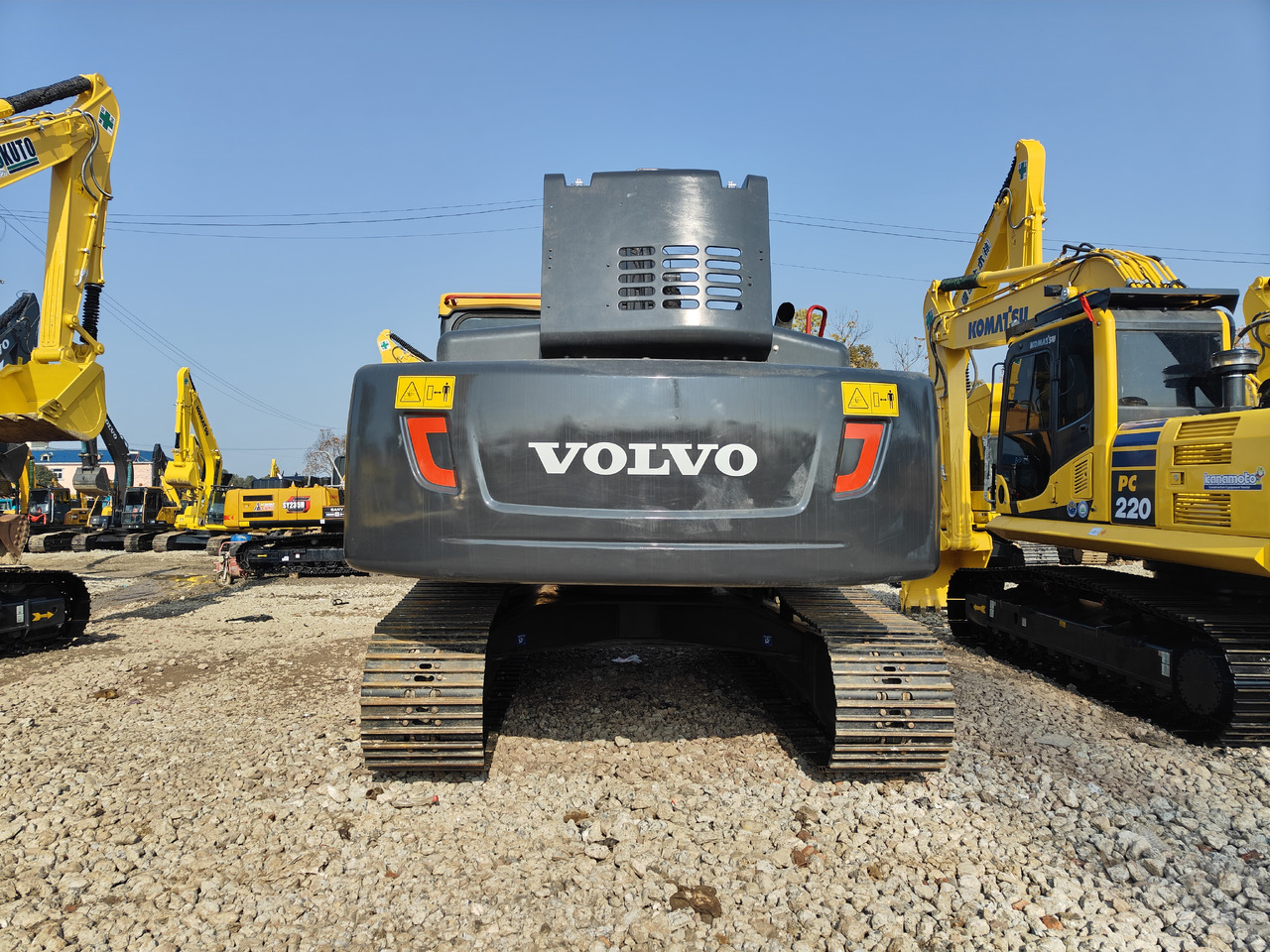 VOLVO EC240 - Верижен багер: снимка 5 VOLVO EC240 - Верижен багер: снимка 5