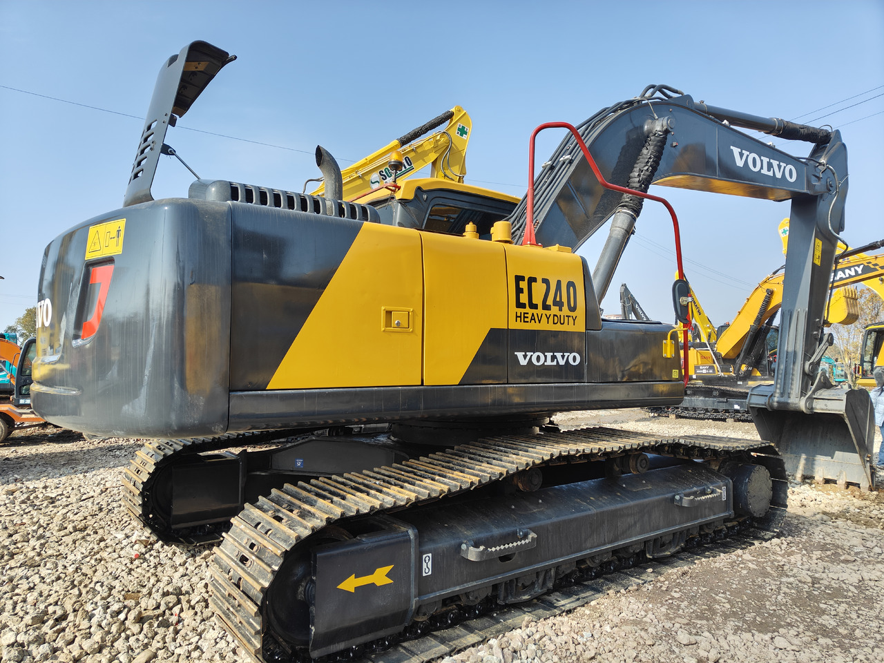 VOLVO EC240 - Верижен багер: снимка 3 VOLVO EC240 - Верижен багер: снимка 3