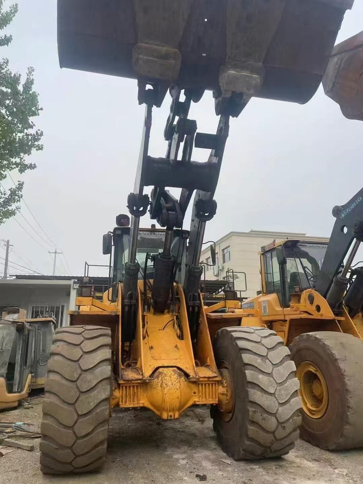 VOLVO L220F - Колесен товарач: снимка 4 VOLVO L220F - Колесен товарач: снимка 4