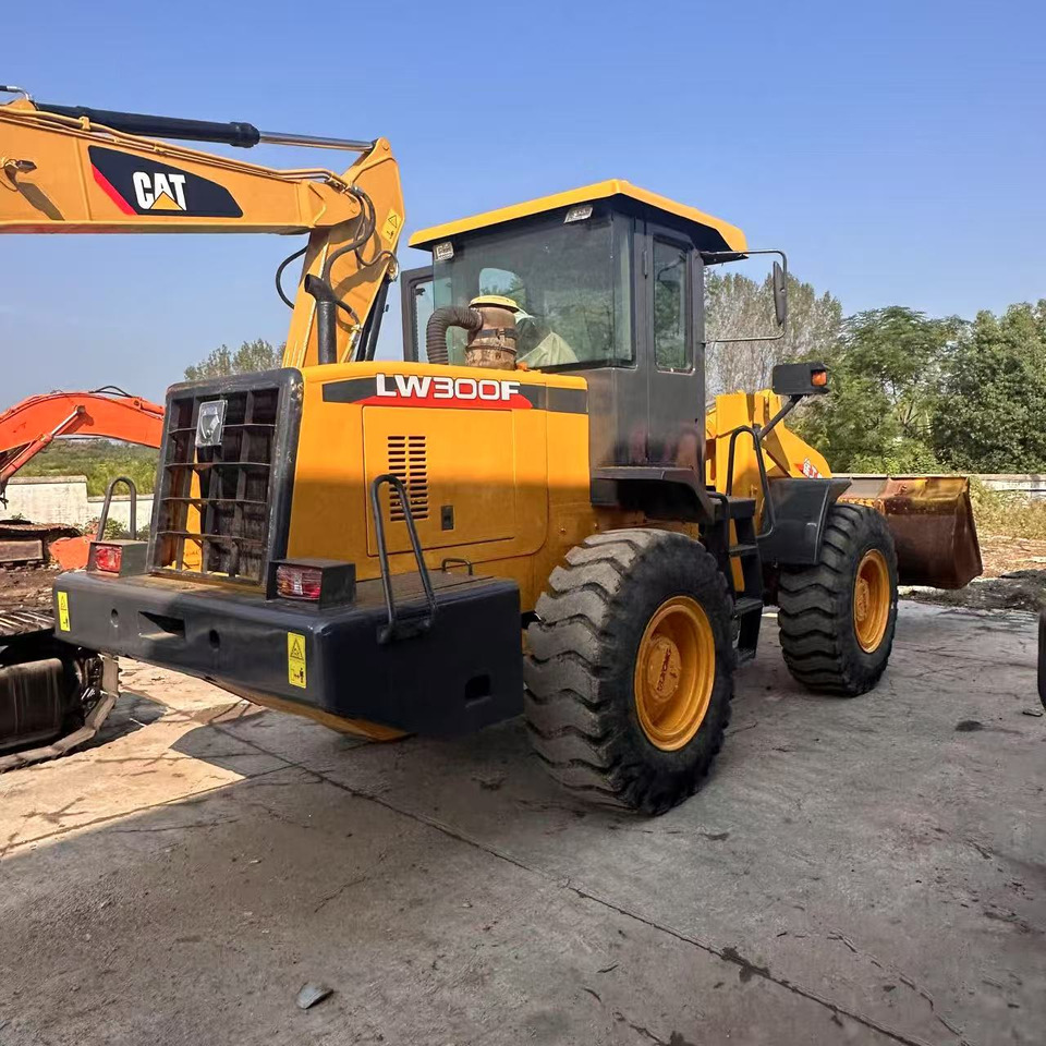 XCMG LW300F - Колесен товарач: снимка 4 XCMG LW300F - Колесен товарач: снимка 4