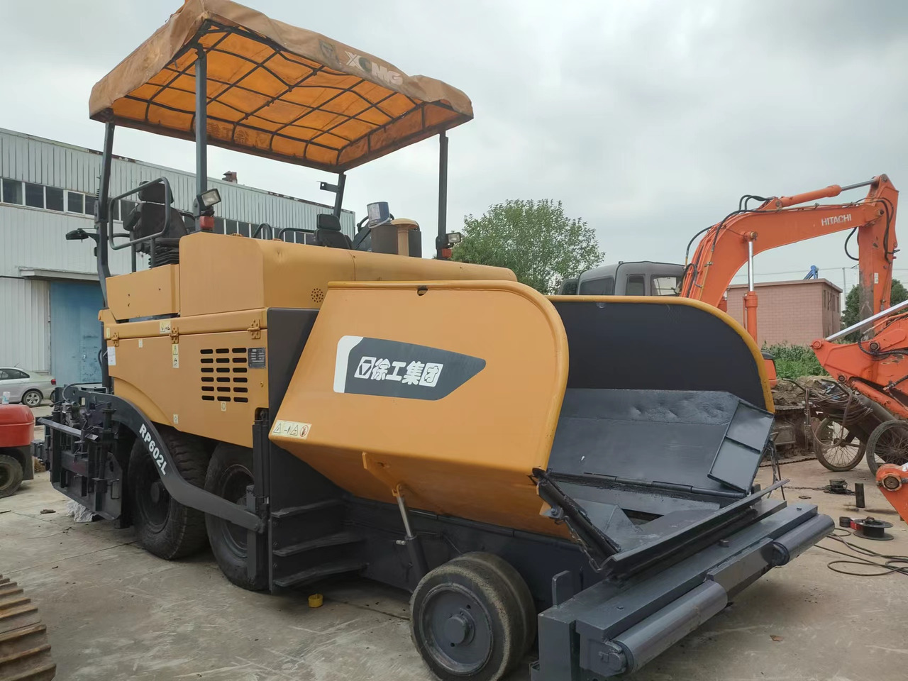 XCMG RP602 - Асфалтополагач: снимка 4 XCMG RP602 - Асфалтополагач: снимка 4