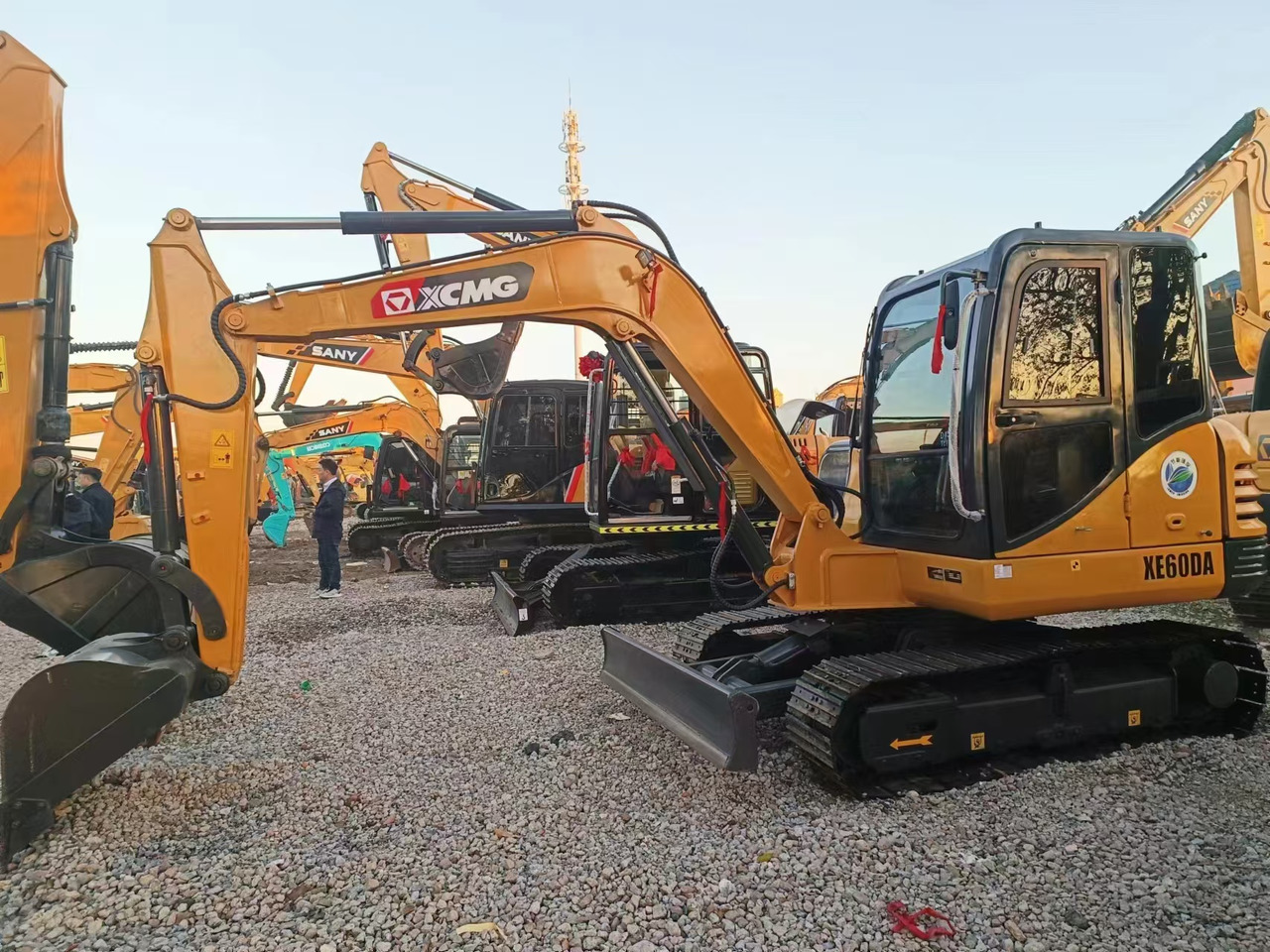 XCMG XE60DA - Верижен багер: снимка 3 XCMG XE60DA - Верижен багер: снимка 3