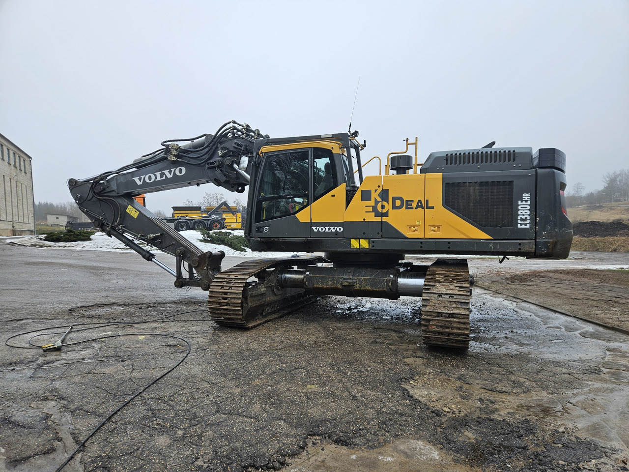 VOLVO EC380EHR - Багер за разрушаване: снимка 1 VOLVO EC380EHR - Багер за разрушаване: снимка 1