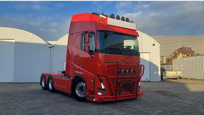 Volvo FH 16.750 FH 16 6x4 - Влекач: снимка 1 Volvo FH 16.750 FH 16 6x4 - Влекач: снимка 1